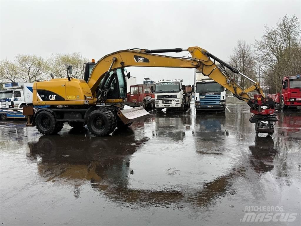 CAT M313 D Ratiniai ekskavatoriai