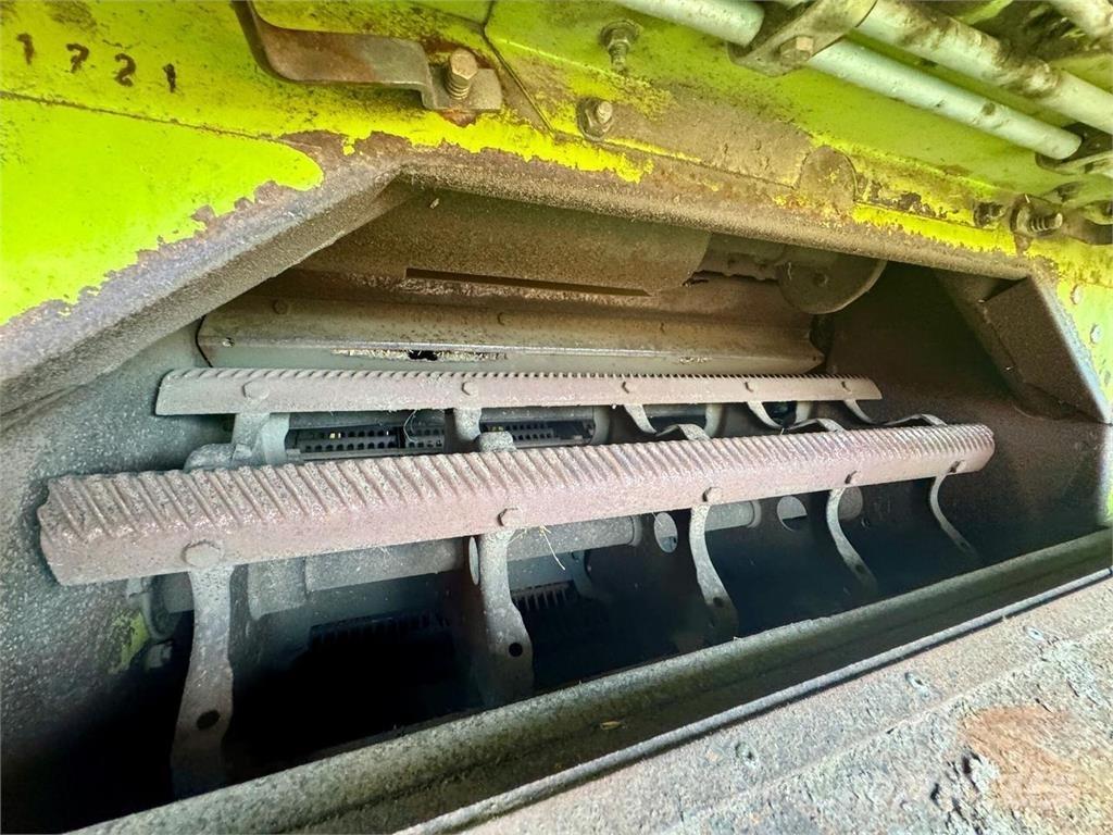 CLAAS 48 Derliaus nuėmimo kombainai