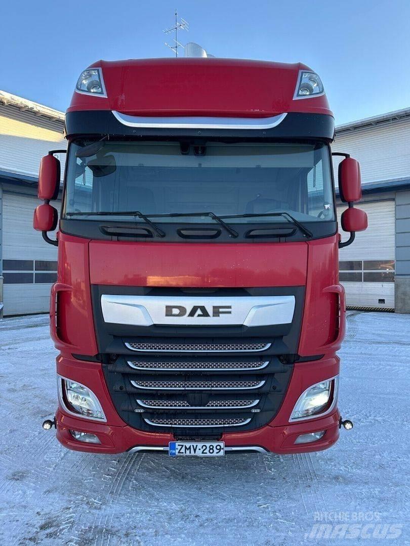 DAF XF 530 6x4 Naudoti vilkikai