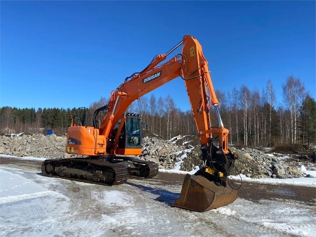 Doosan DX 235 LCR Vikšriniai ekskavatoriai