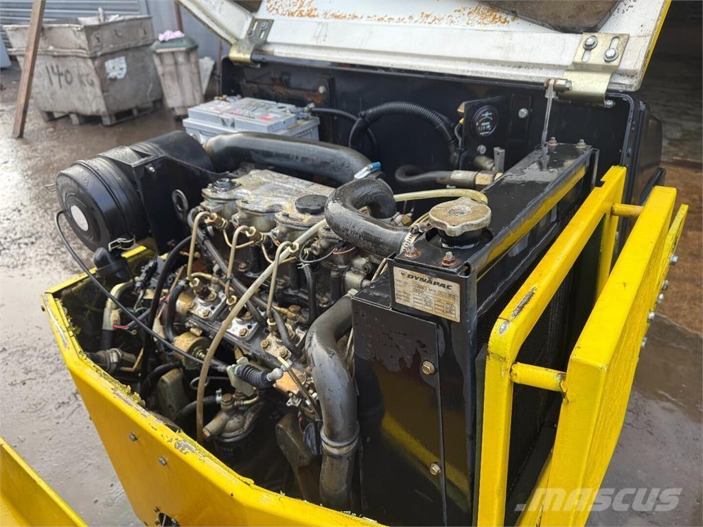 Dynapac CC 100 Statyba - Kita