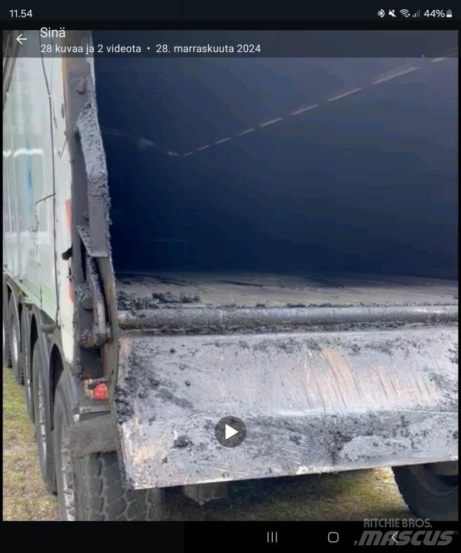 Fliegl ASS372 Savivartės puspriekabės