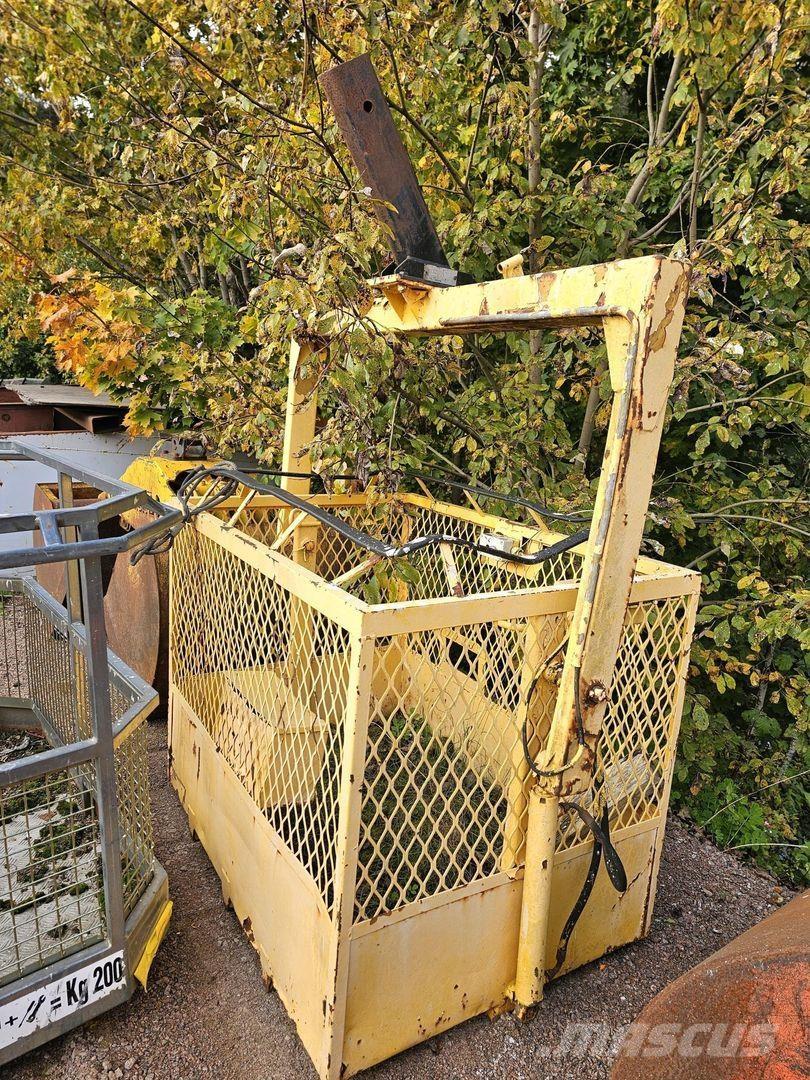  Henkilökori Kiti kranai