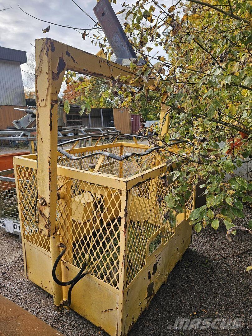  Henkilökori Kiti kranai