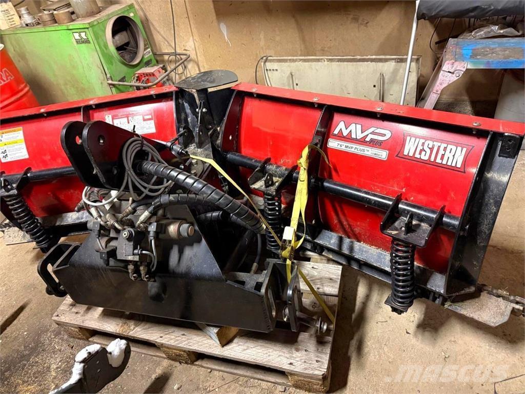 Hilltip Aura Sniego peiliai ir valytuvai