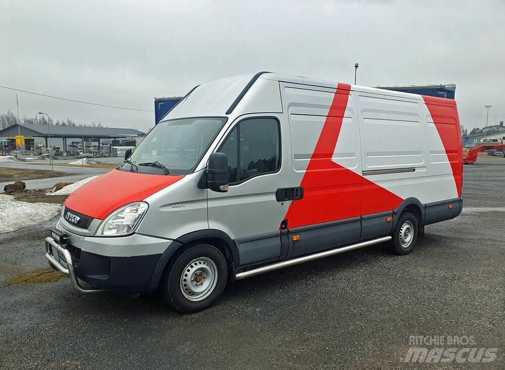 Iveco 35S17 Krovininiai furgonai