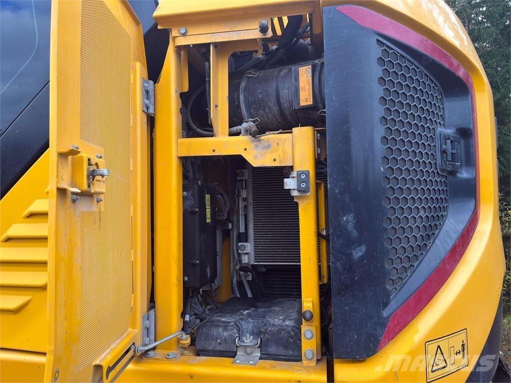 JCB 245XR Vikšriniai ekskavatoriai