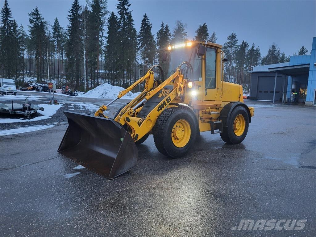 JCB 411B Naudoti ratiniai krautuvai