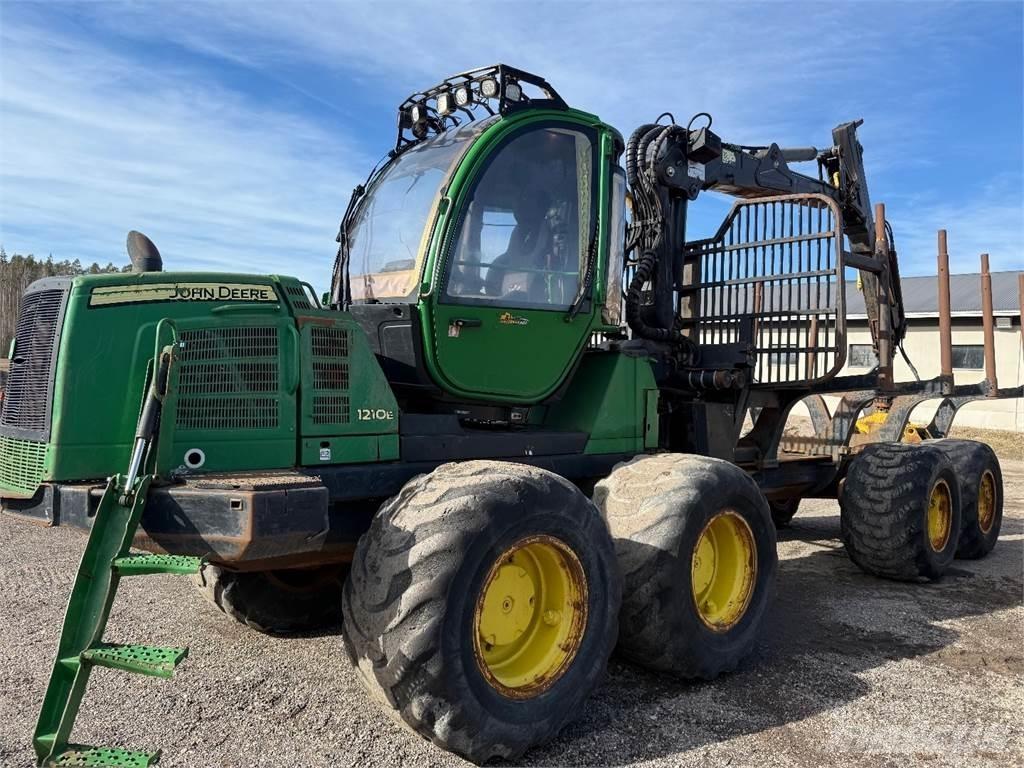 John Deere 1210E Naudoti miškovežiai (Forvarderiai)