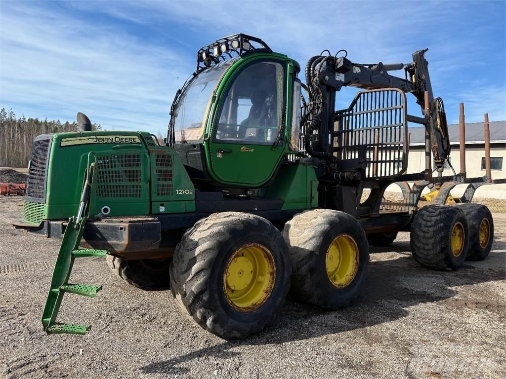 John Deere 1210E Naudoti miškovežiai (Forvarderiai)