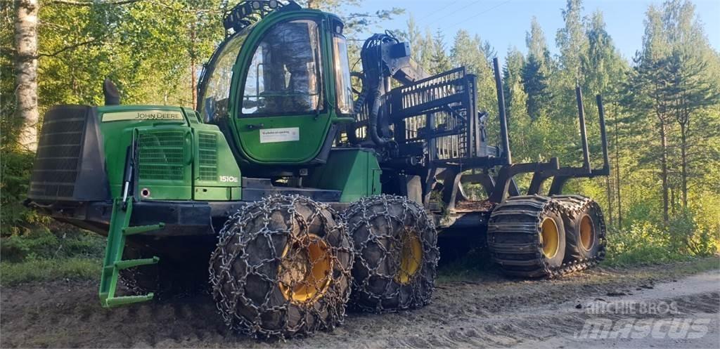 John Deere 1510 E Naudoti miškovežiai (Forvarderiai)