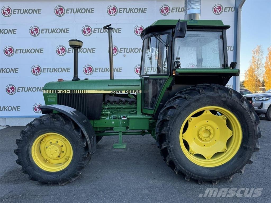 John Deere 3140 Traktoriai