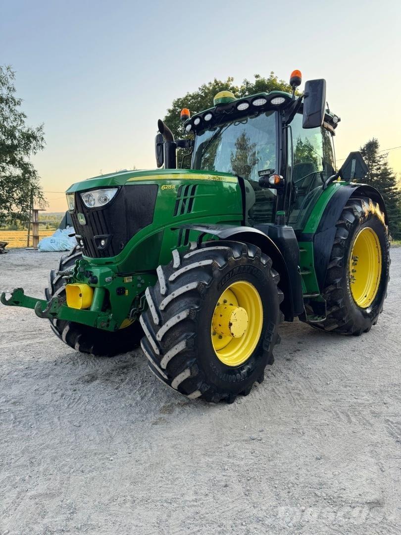 John Deere 6215R Traktoriai