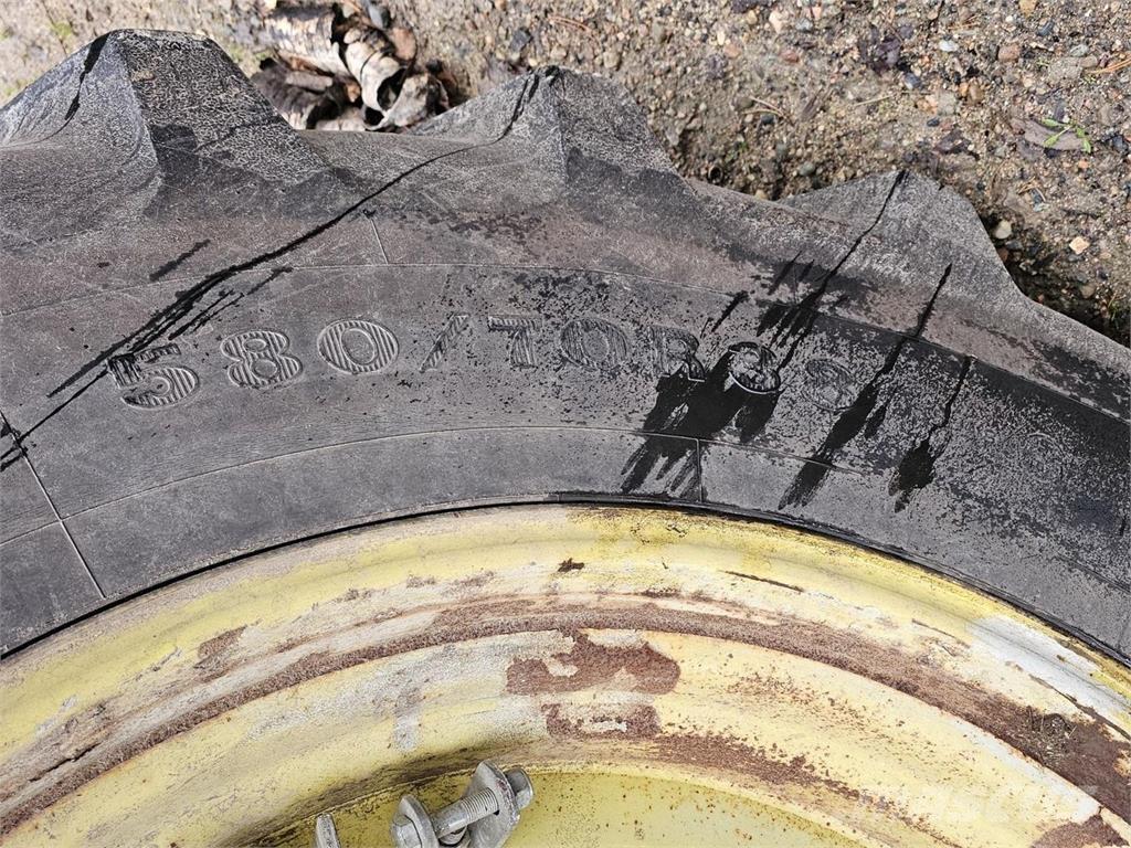 John Deere 6800 Traktoriai