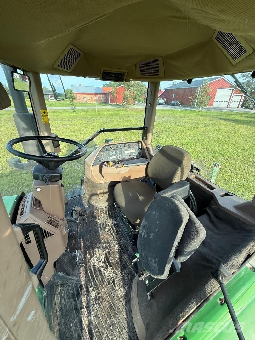 John Deere 8400T Traktoriai