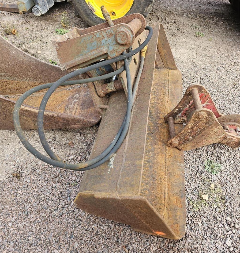  Kallistuva kauha Kaušai