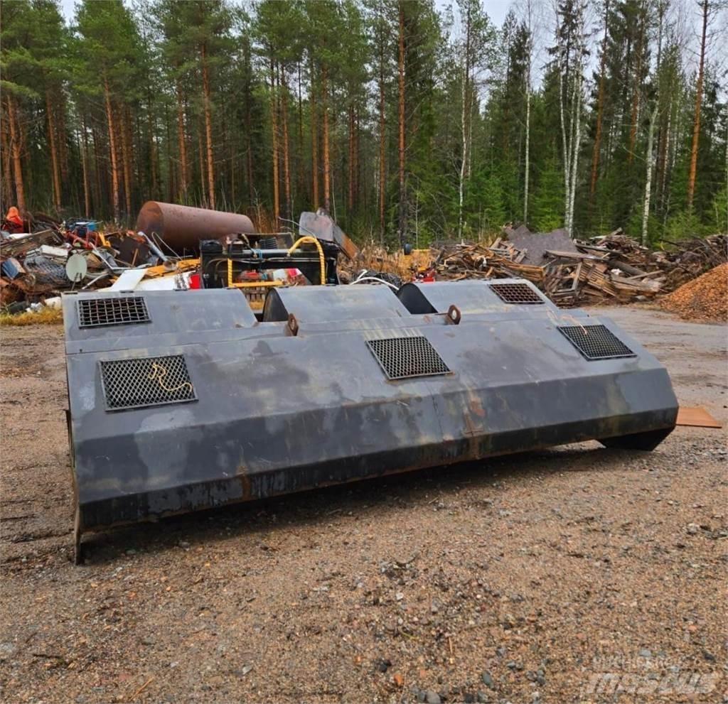  Kärkikippikauha Kaušai