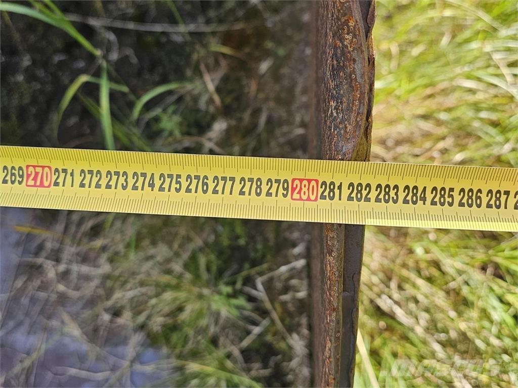  Kärkikippikauha Kaušai