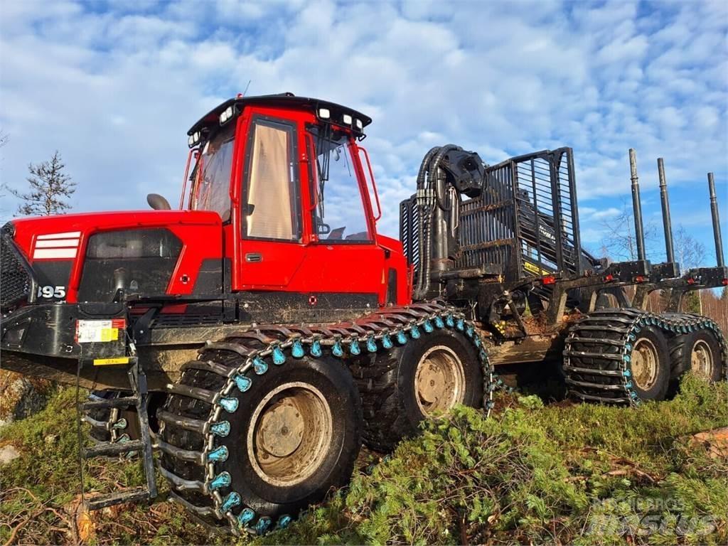 Komatsu 895 Naudoti miškovežiai (Forvarderiai)