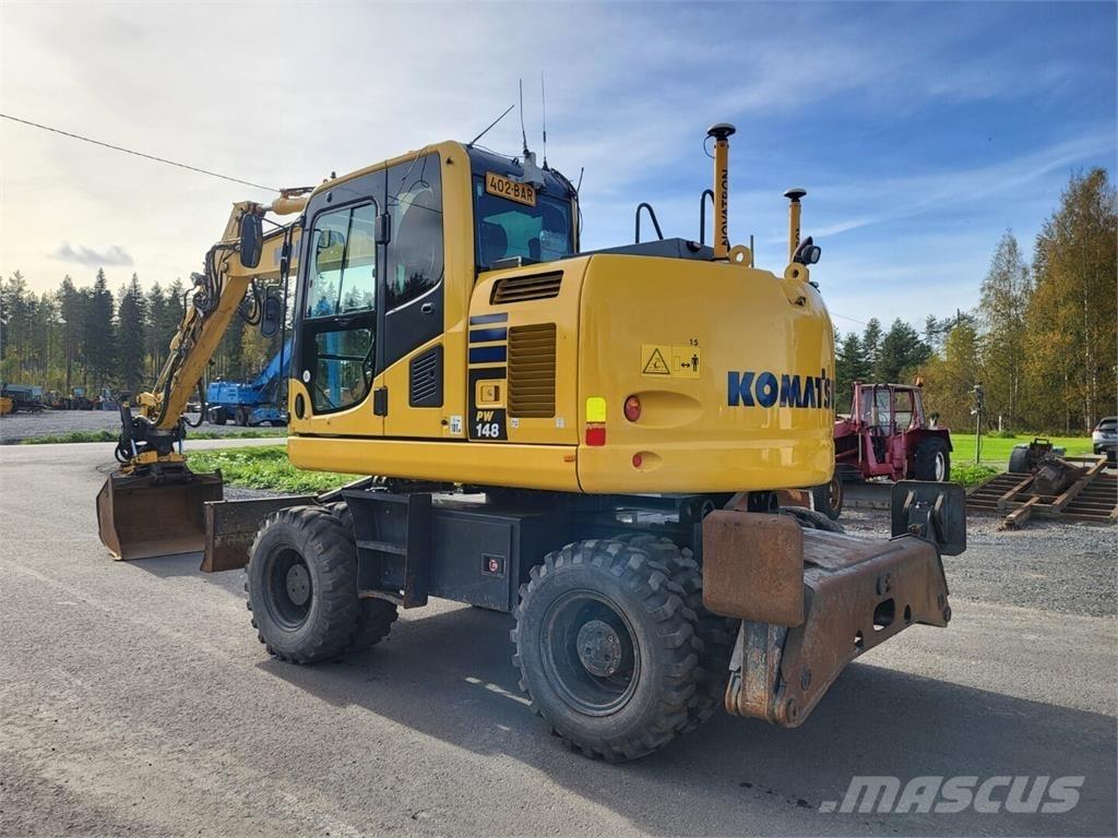 Komatsu PW 148-10 Ratiniai ekskavatoriai