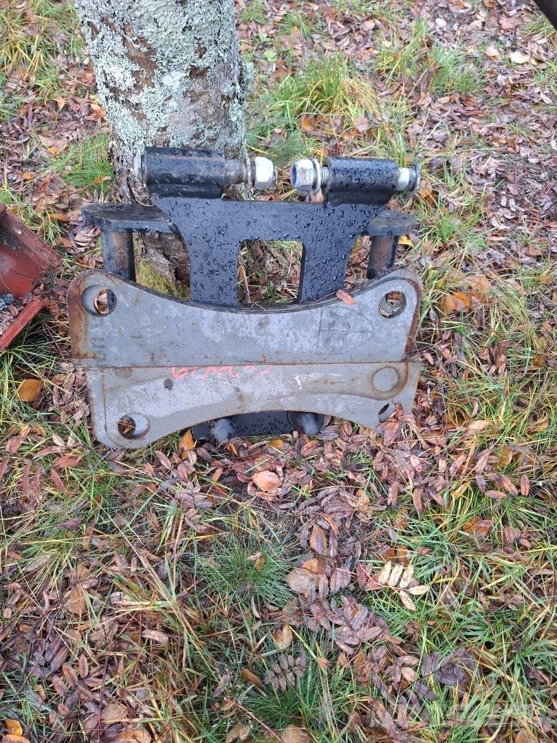 Lännen 880S Ekskavatoriniai krautuvai