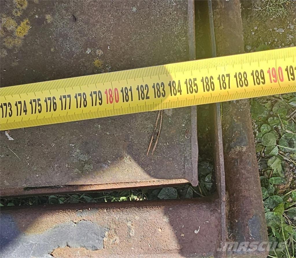  Leikkuri Kiti naudoti statybos komponentai