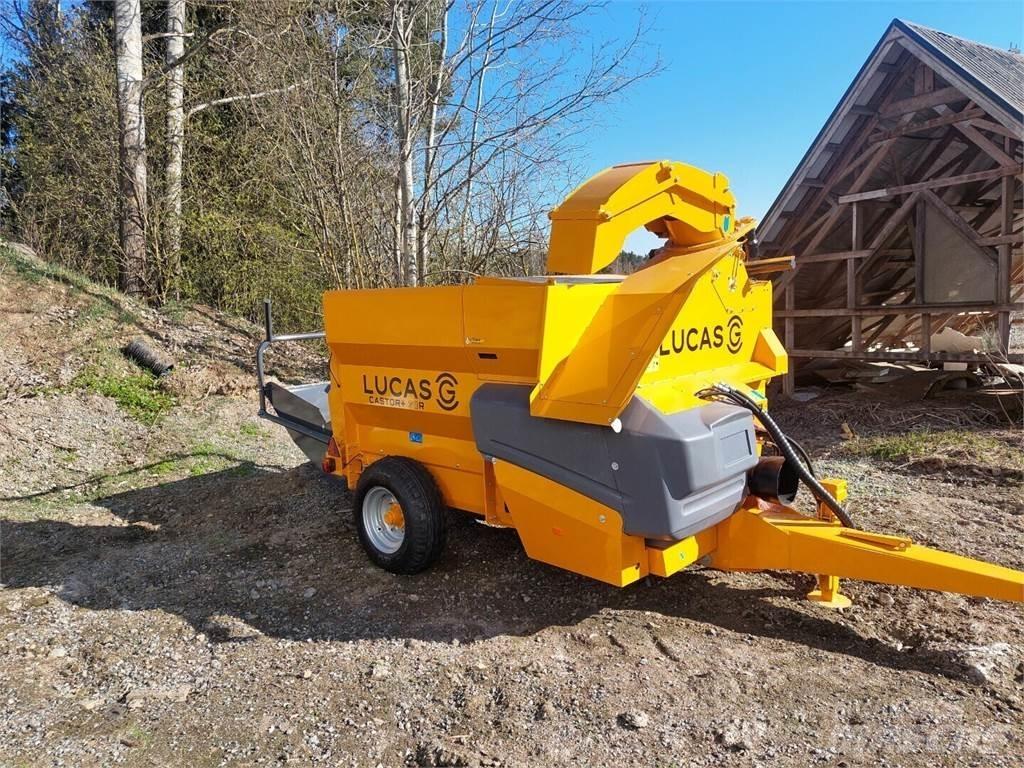 Lucas Castor R30 Kiti galvijų priežiūros įrengimai