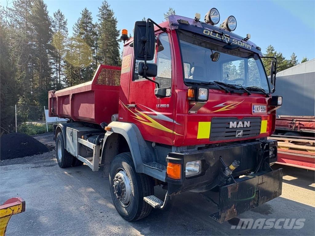 MAN LE 280 B 4x4 Kita