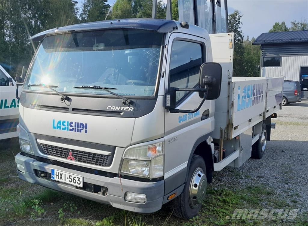 Mitsubishi Canter Pikapai / Bortiniai sunkvežimiai