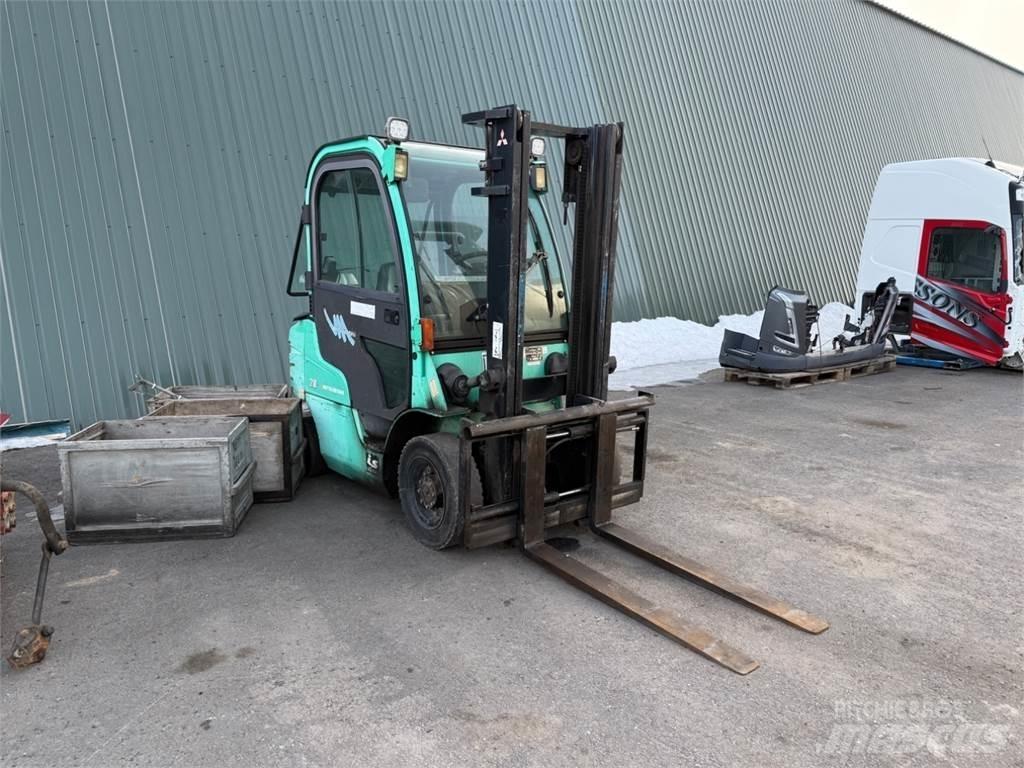 Mitsubishi FD20N Dyzeliniai krautuvai