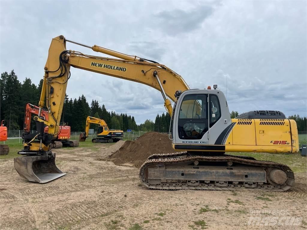 New Holland E215B Vikšriniai ekskavatoriai