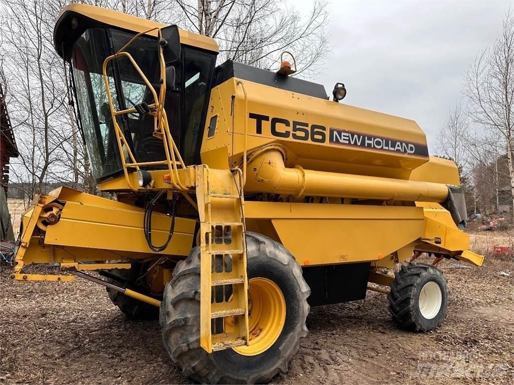 New Holland TC56 Derliaus nuėmimo kombainai