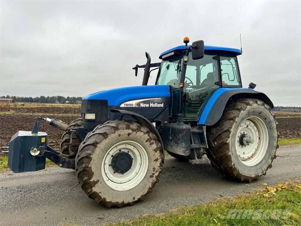 New Holland TM190 Traktoriai