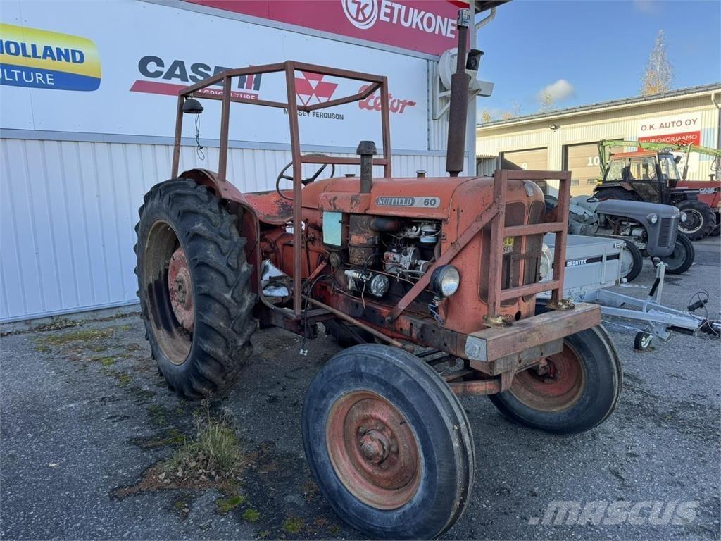 Nuffield 460 Traktoriai