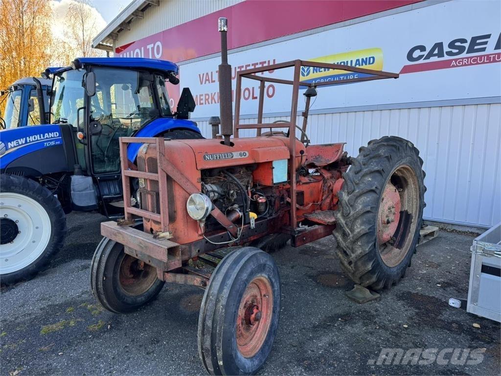Nuffield 460 Traktoriai
