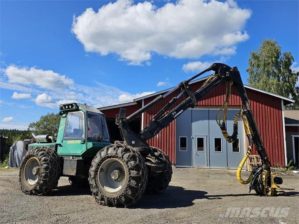 ProSilva 810 ässä Miško technika (Harvesteriai)