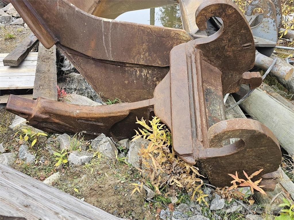  Routapiikki Kiti naudoti statybos komponentai