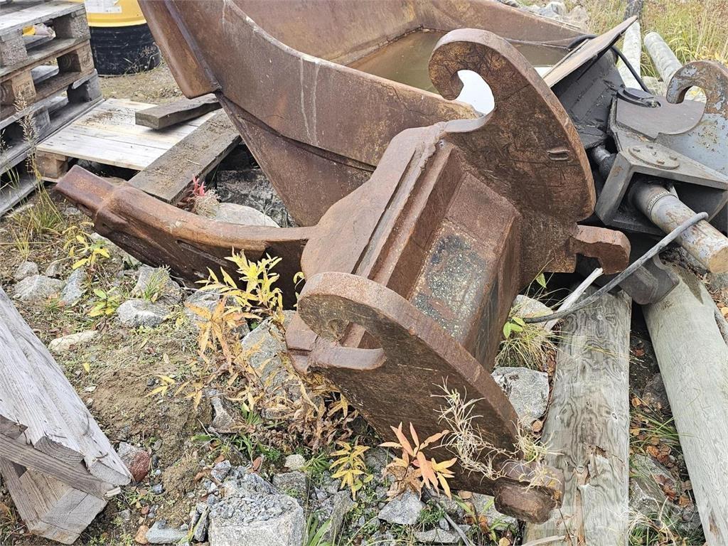  Routapiikki Kiti naudoti statybos komponentai