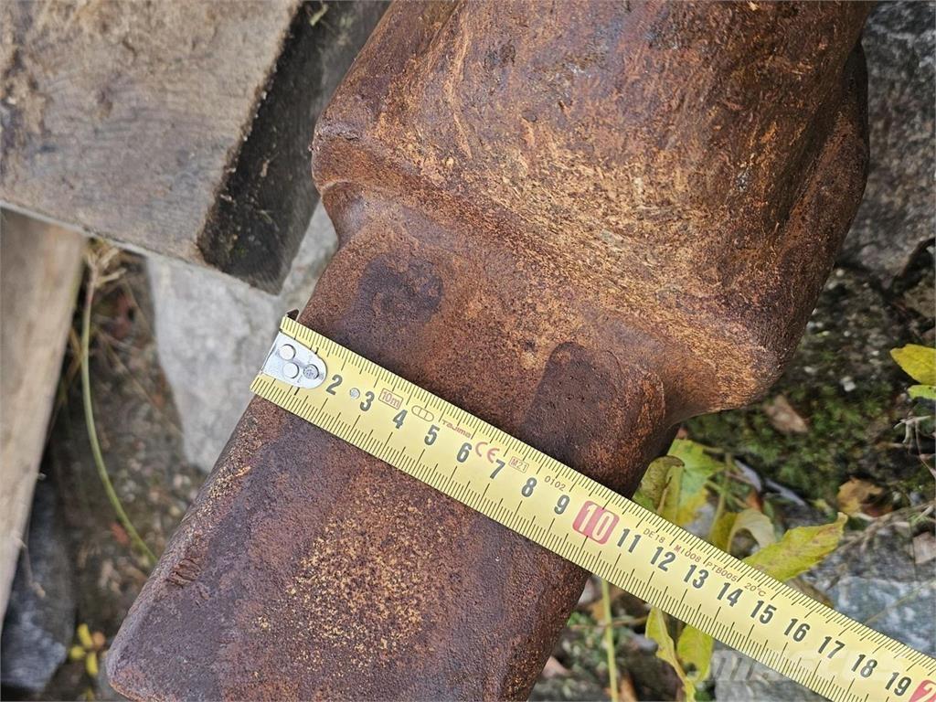  Routapiikki Kiti naudoti statybos komponentai