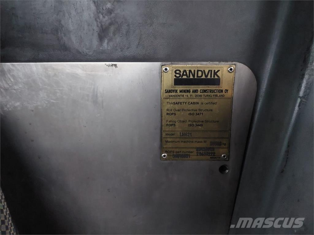 Sandvik TORO 621 Naudoti ratiniai krautuvai