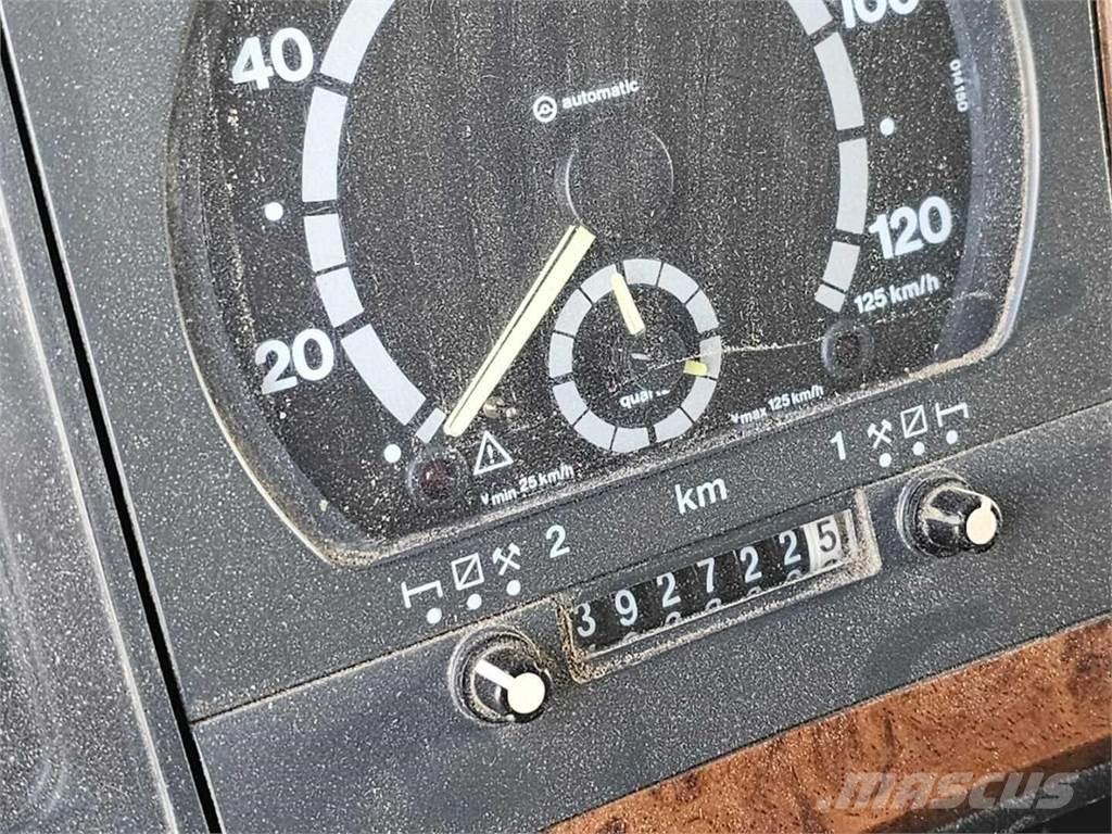 Scania 143H 6X2 Savivarčių priekabų vilkikai