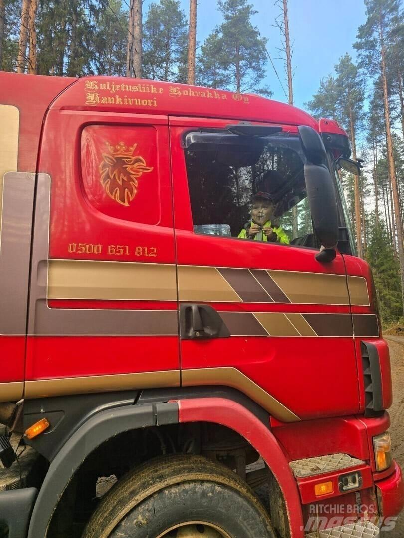 Scania 164 Savivarčių priekabų vilkikai