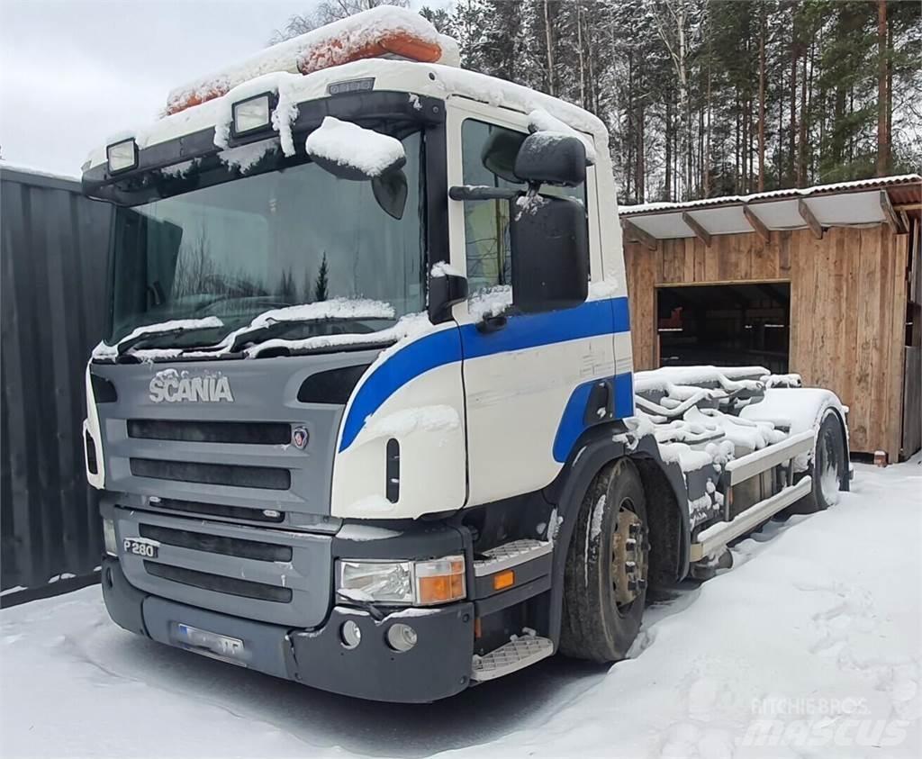 Scania P 280 Sunkvežimiai su keliamuoju kabliu