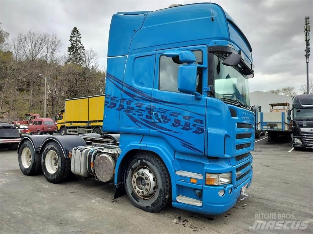 Scania R 560 6X2 Naudoti vilkikai