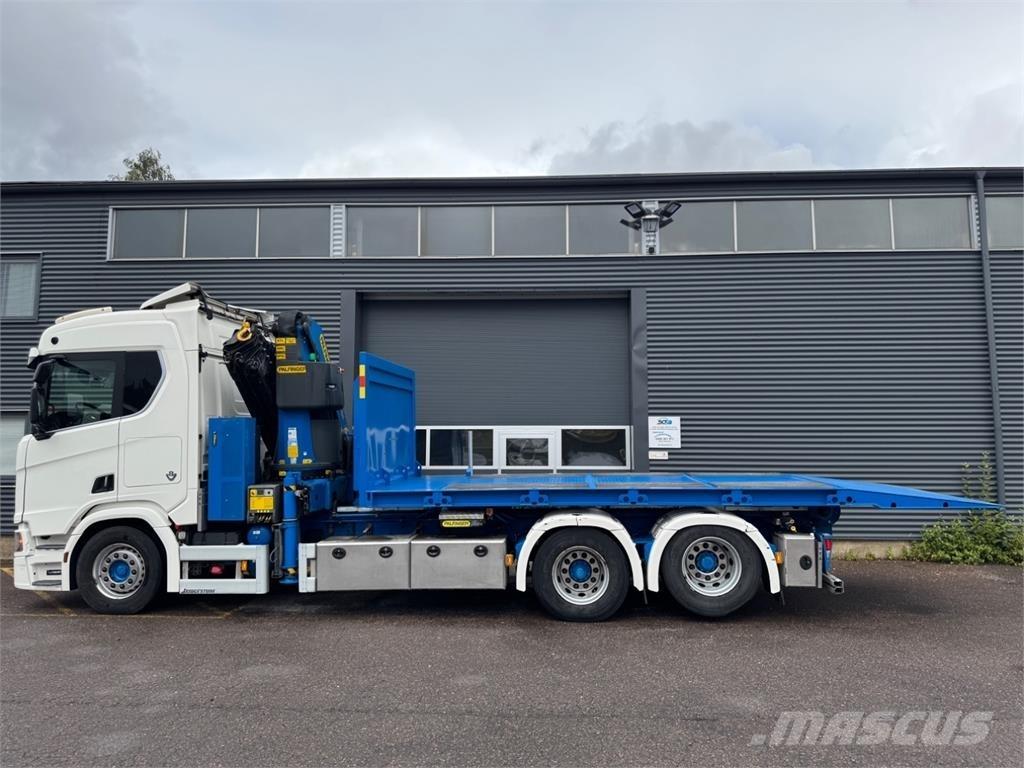 Scania R580 6X2 Automobiliniai kranai