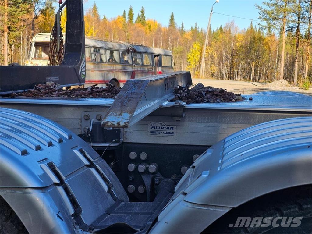 Scania R660 8X4 Miškovežių vilkikai