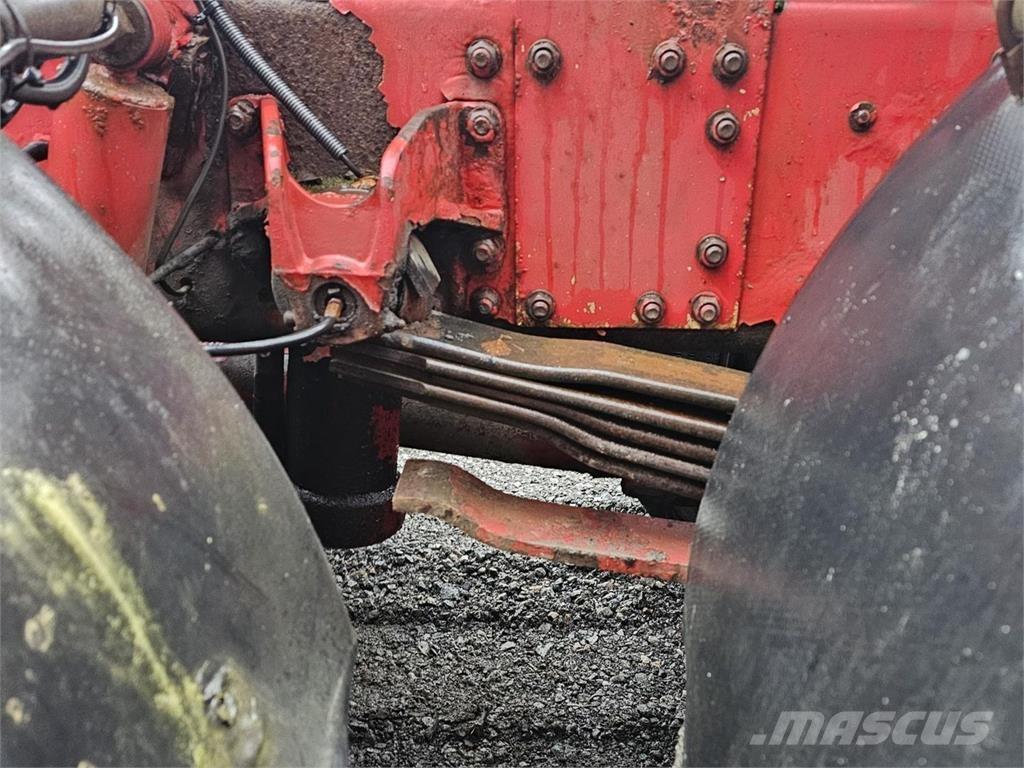 Sisu E12M 8X2 Sunkvežimiai su keliamuoju kabliu