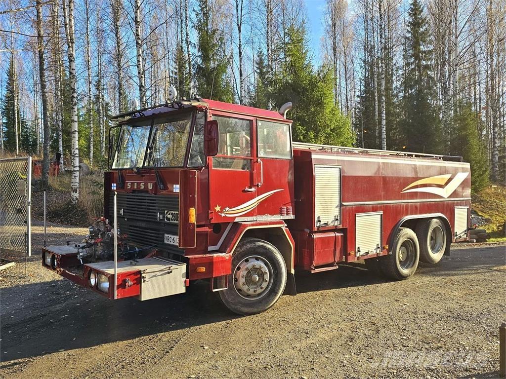 Sisu Paloauto 6X2 Kita