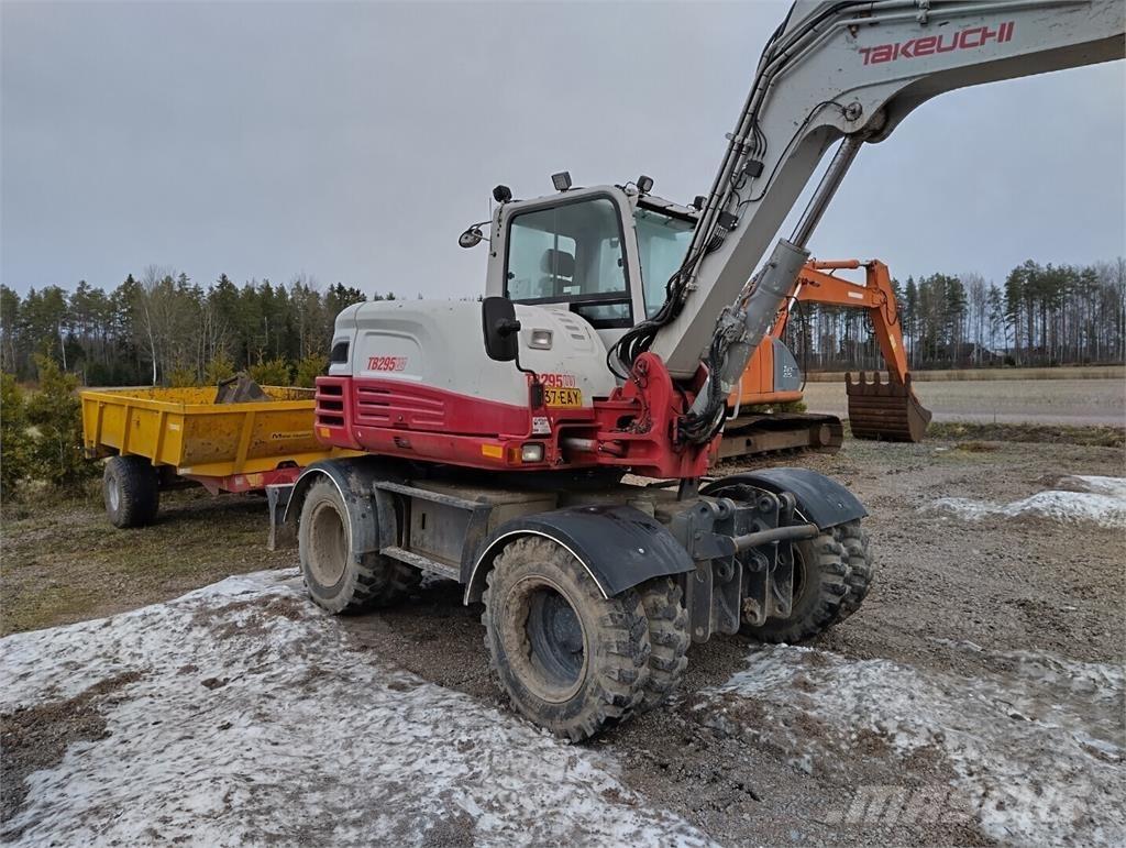 Takeuchi TB295W Ratiniai ekskavatoriai