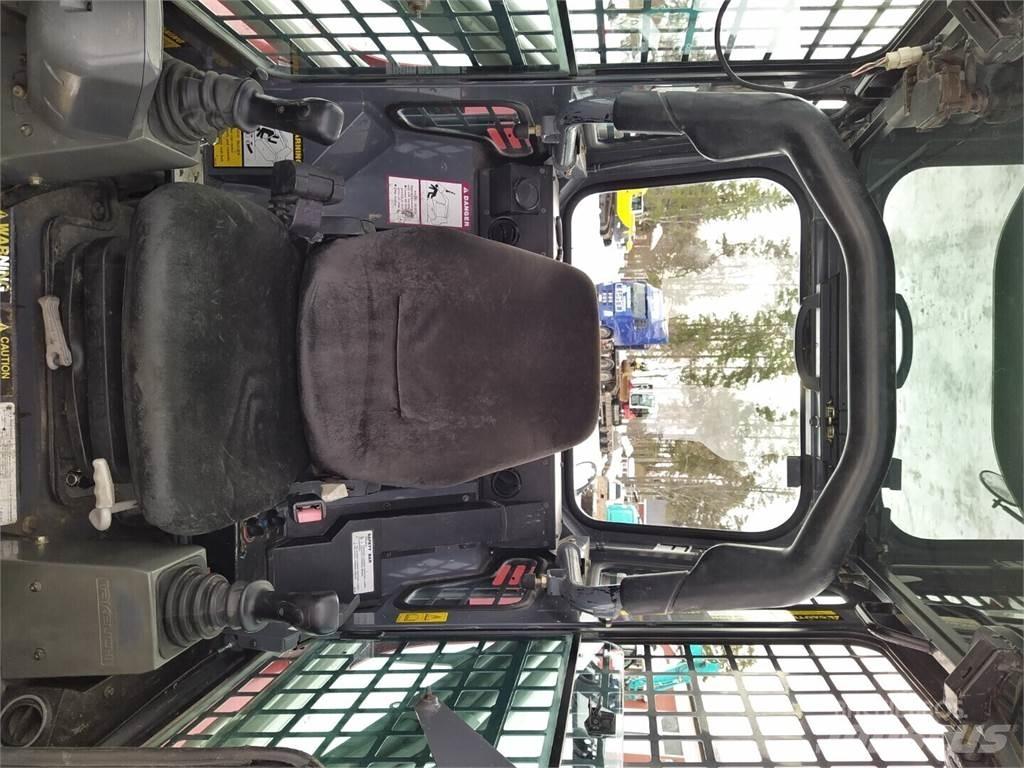 Takeuchi TL130 Krautuvai su šoniniu pasukimu